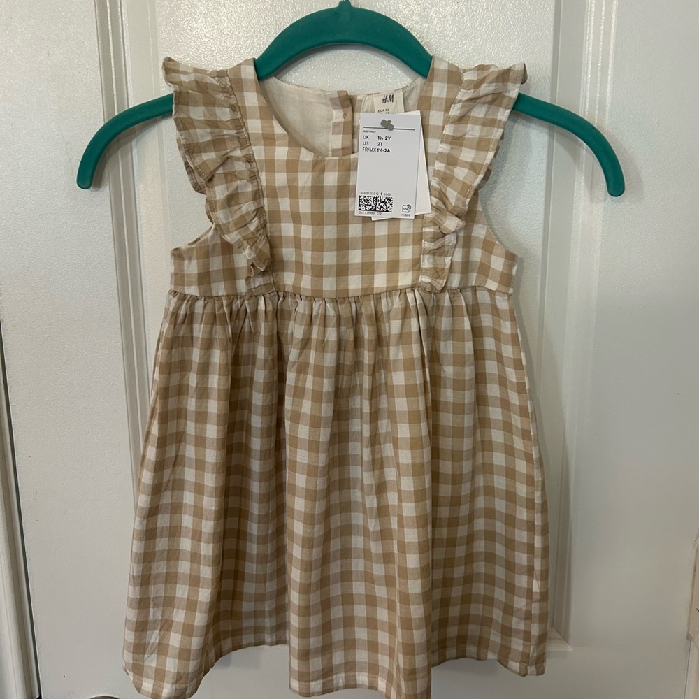 NWT Checkered Dress - Beige and White